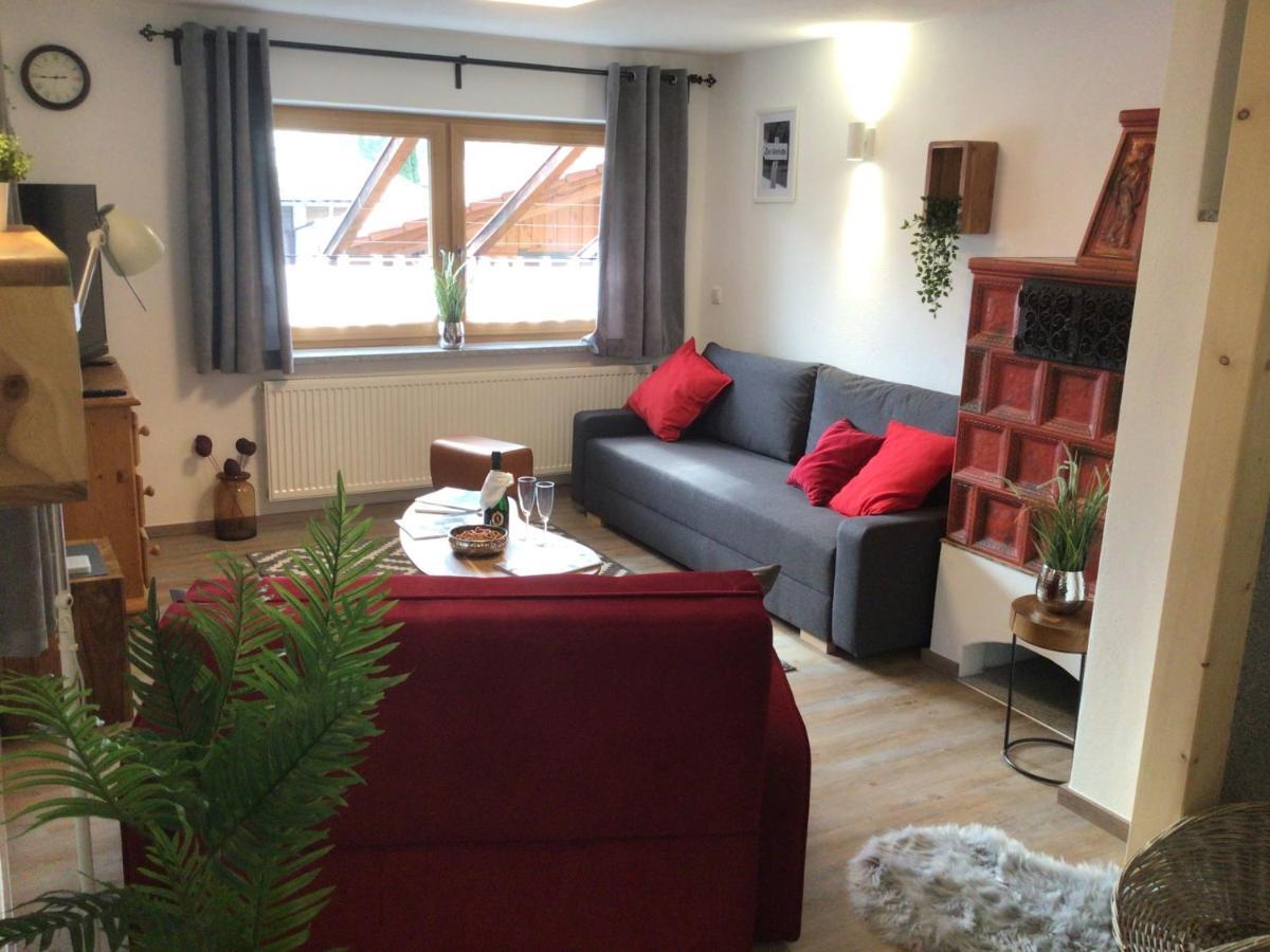Ferienwohnung Lederhose ビショフスヴィーゼン エクステリア 写真