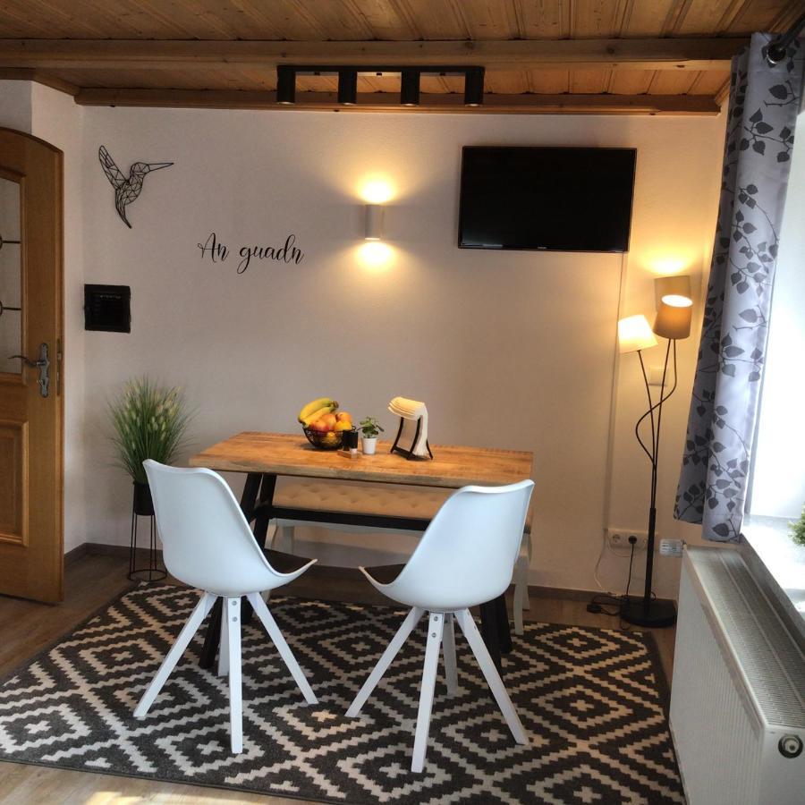 Ferienwohnung Lederhose ビショフスヴィーゼン エクステリア 写真