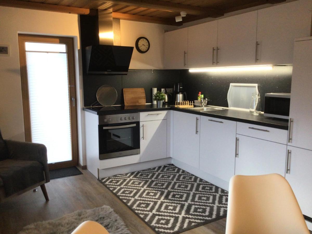 Ferienwohnung Lederhose ビショフスヴィーゼン エクステリア 写真